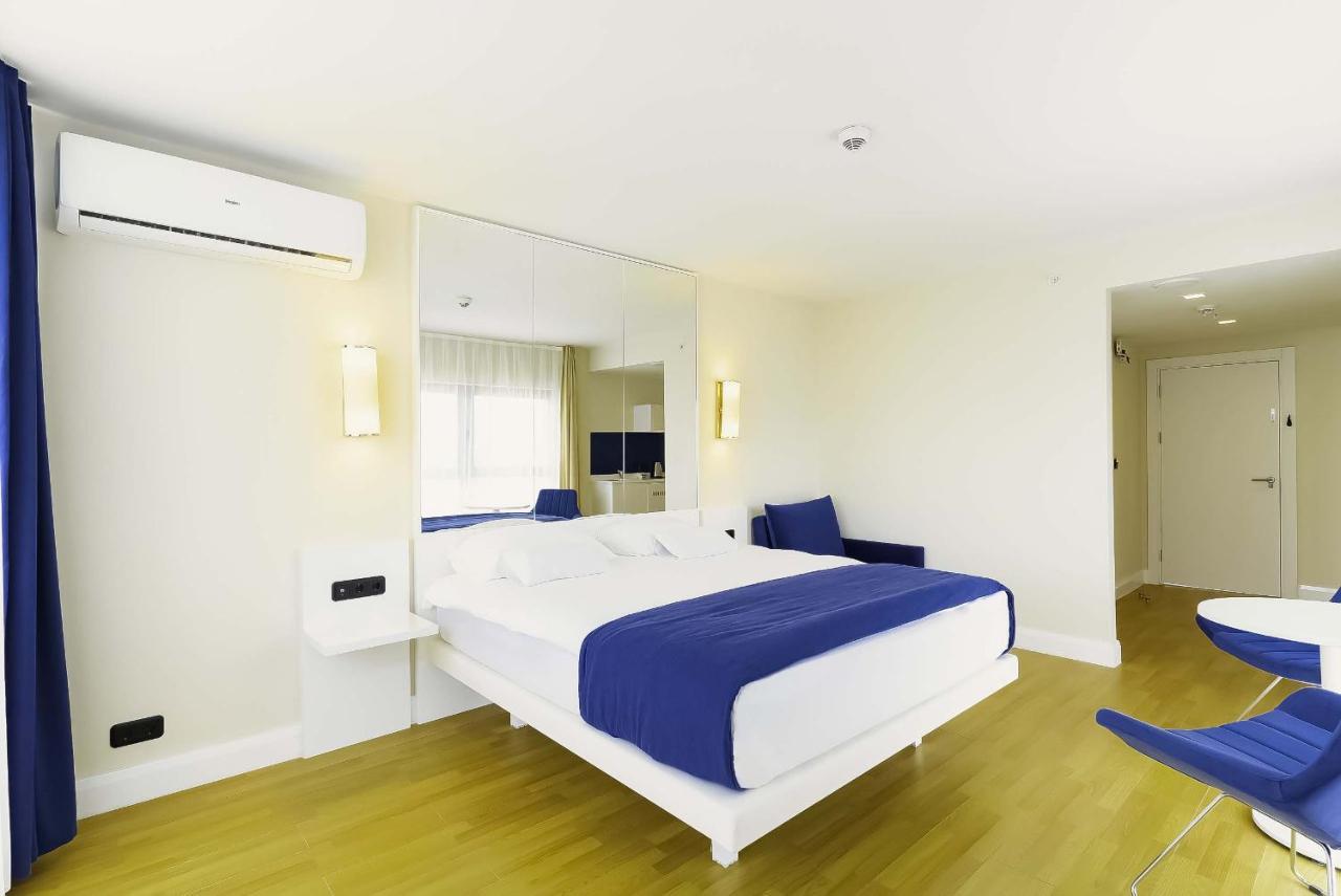 Elegance Sea View Aparthotel In Orbi City Batumi Eksteriør bilde