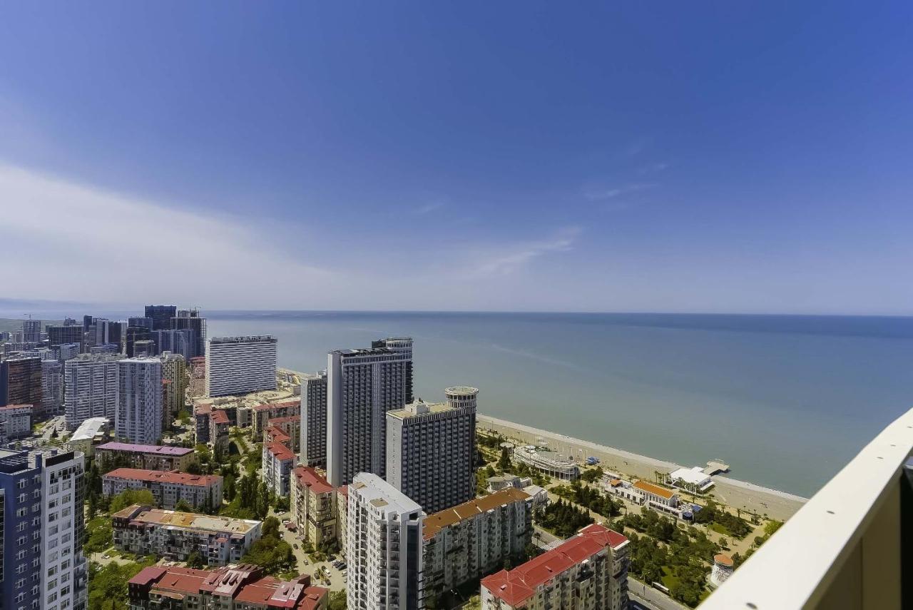 Elegance Sea View Aparthotel In Orbi City Batumi Eksteriør bilde