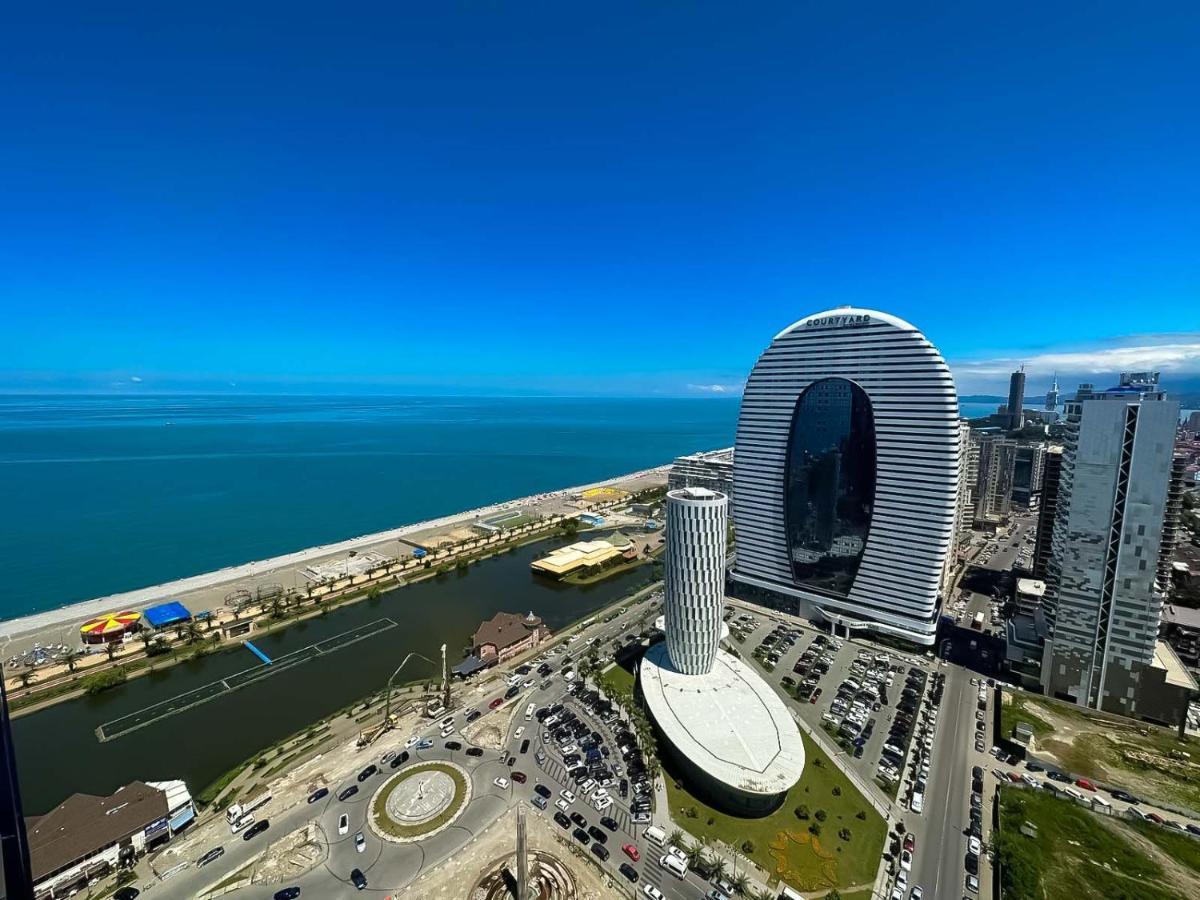 Elegance Sea View Aparthotel In Orbi City Batumi Eksteriør bilde