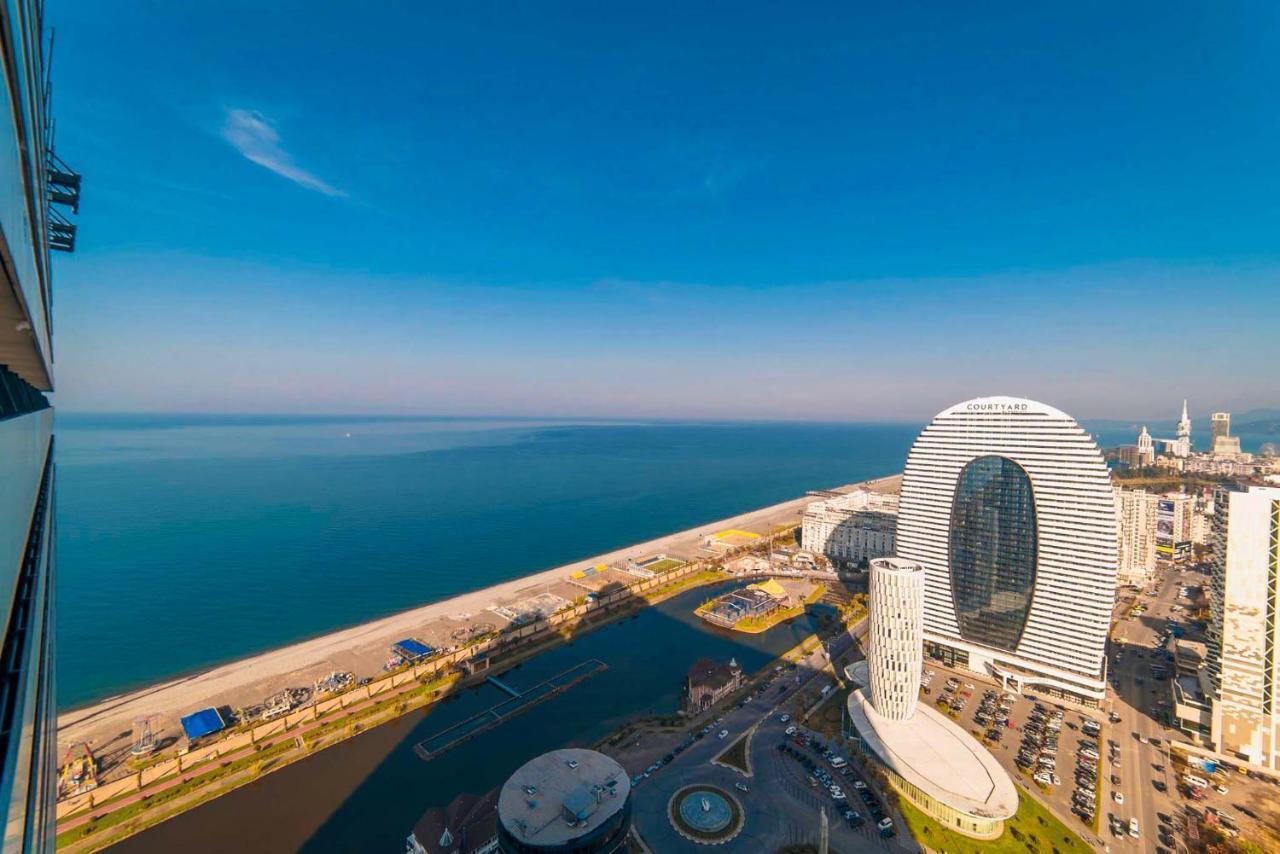 Elegance Sea View Aparthotel In Orbi City Batumi Eksteriør bilde
